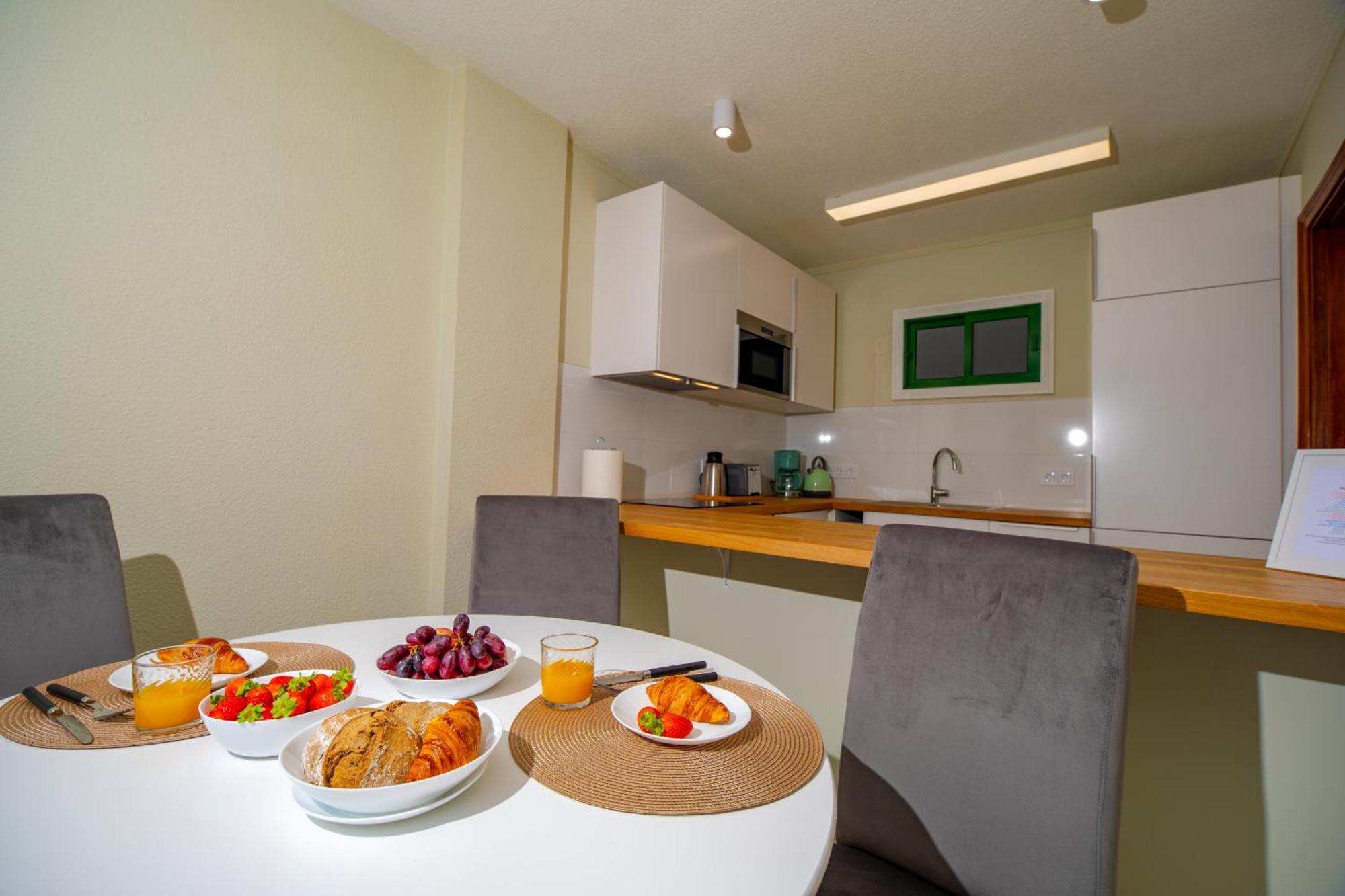 1 Bedroom For 4 People With Pool Puerto De La Cruz Eksteriør bilde